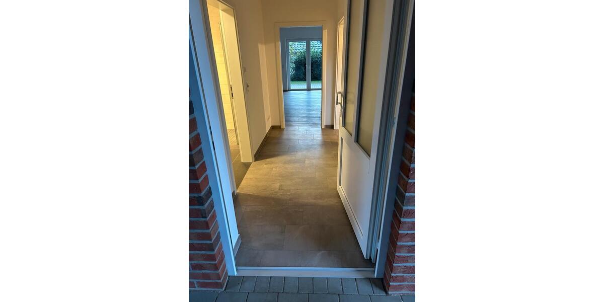 Erdgeschoßwohnung Petershagen - 2 Zimmer, 64 m&sup2;, 590&euro; | Angebot:25941034