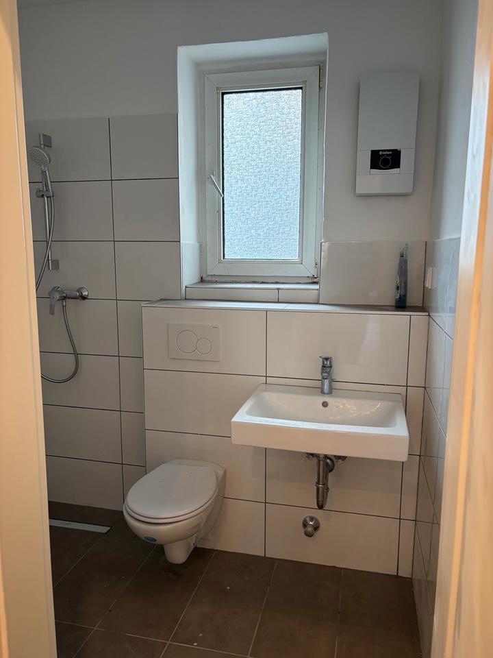 Drei Zimmerwohnung (in Krefeld)