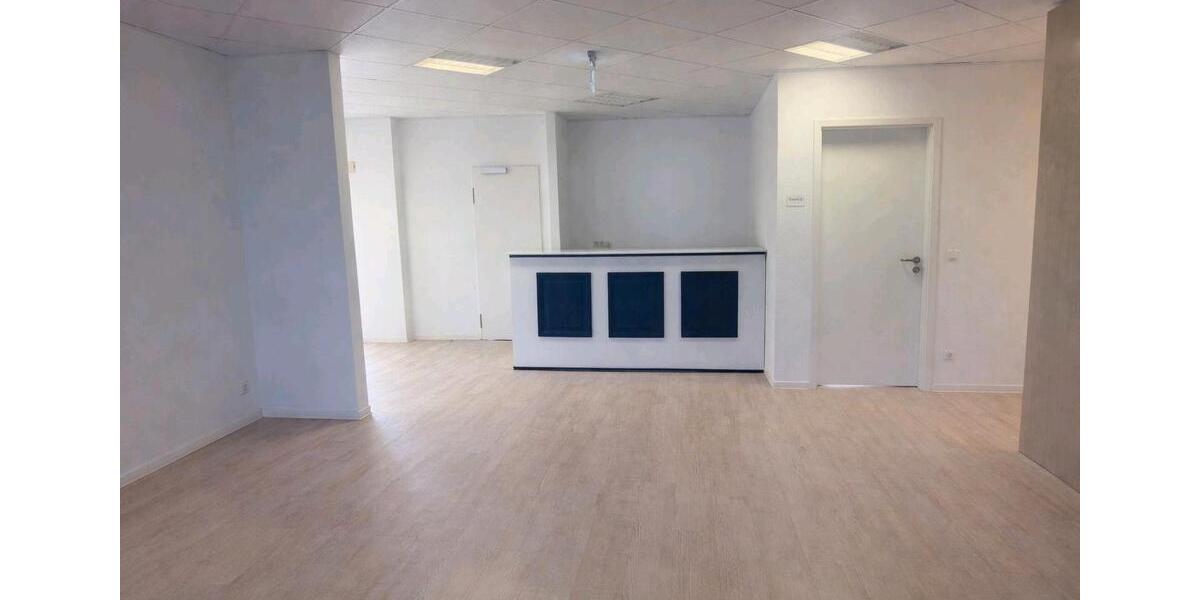 Gewerbeobjekt Lübeck Sankt Lorenz Nord - 600&euro; | Angebot:25367055