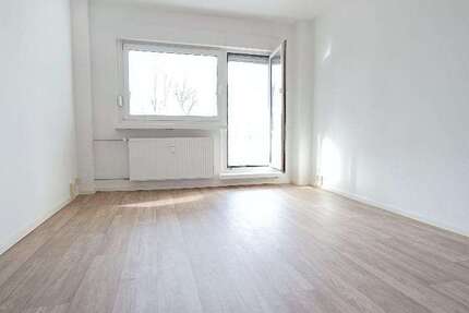 Wohnung zum Mieten in Bernburg 378,20 € 61 m² 3 zimmer