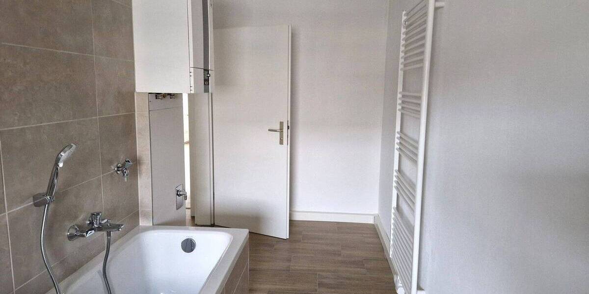 Etagenwohnung Bautzen - 2 Zimmer, 82 m&sup2;, 449&euro; | Angebot:26618198