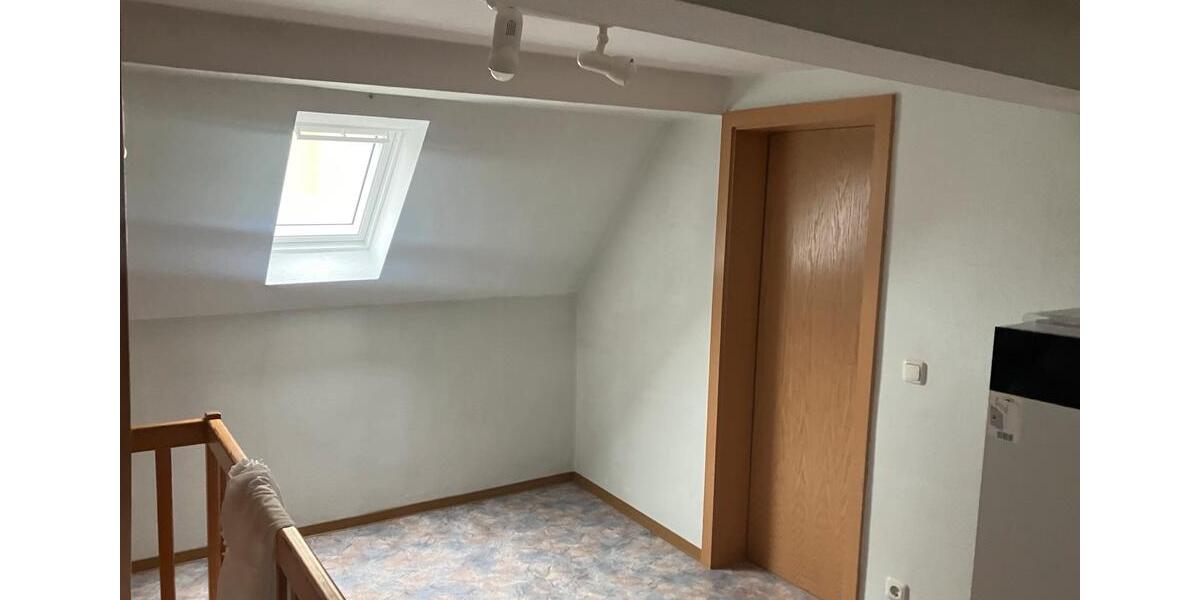 Kleines, freistehendes Haus in Glashütten 4 zimmer