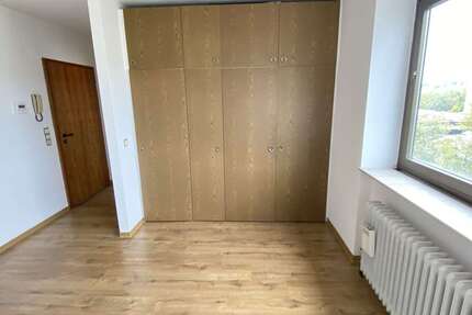 Wohnung zum Mieten in Kaiserslautern 350 € 25 m² 1 zimmer