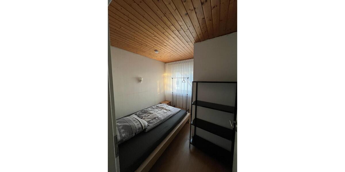 Wohnen auf Zeit Erkrath - 14 Zimmer, 200 m&sup2;, 600&euro; | Angebot:25550416