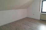 Dachgeschoßwohnung Unterschneidheim - 3 Zimmer, 90 m&sup2;, 890&euro; | Angebot:26415207