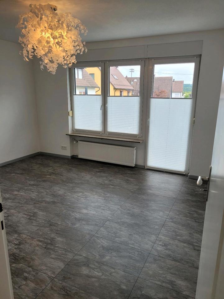 3 Zimmer Wohnung mit 2 Balkone in Sindelfingen 1200 € Kaltmiete
