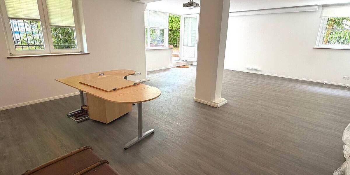 Etagenwohnung Berlin Lichterfelde - 2 Zimmer, 105 m&sup2;, 1.255&euro; | Angebot:26768208