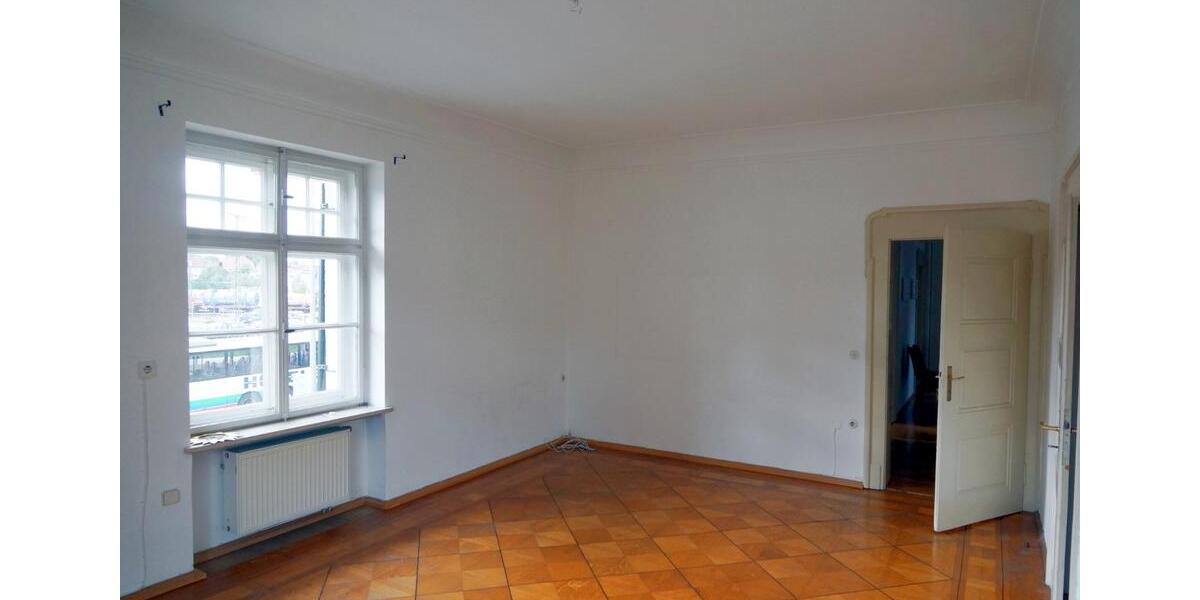 Etagenwohnung Traunstein - 5 Zimmer, 170 m&sup2;, 1.600&euro; | Angebot:26702875