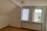 Dachgeschoßwohnung Schmölln - 2 Zimmer, 40 m&sup2;, 300&euro; | Angebot:25895135