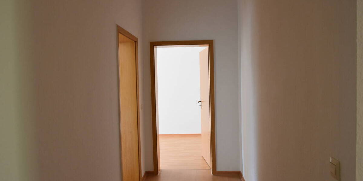 Etagenwohnung Hohenstein-Ernstthal Ernstthal - 3 Zimmer, 85 m&sup2;, 470&euro; | Angebot:24834294