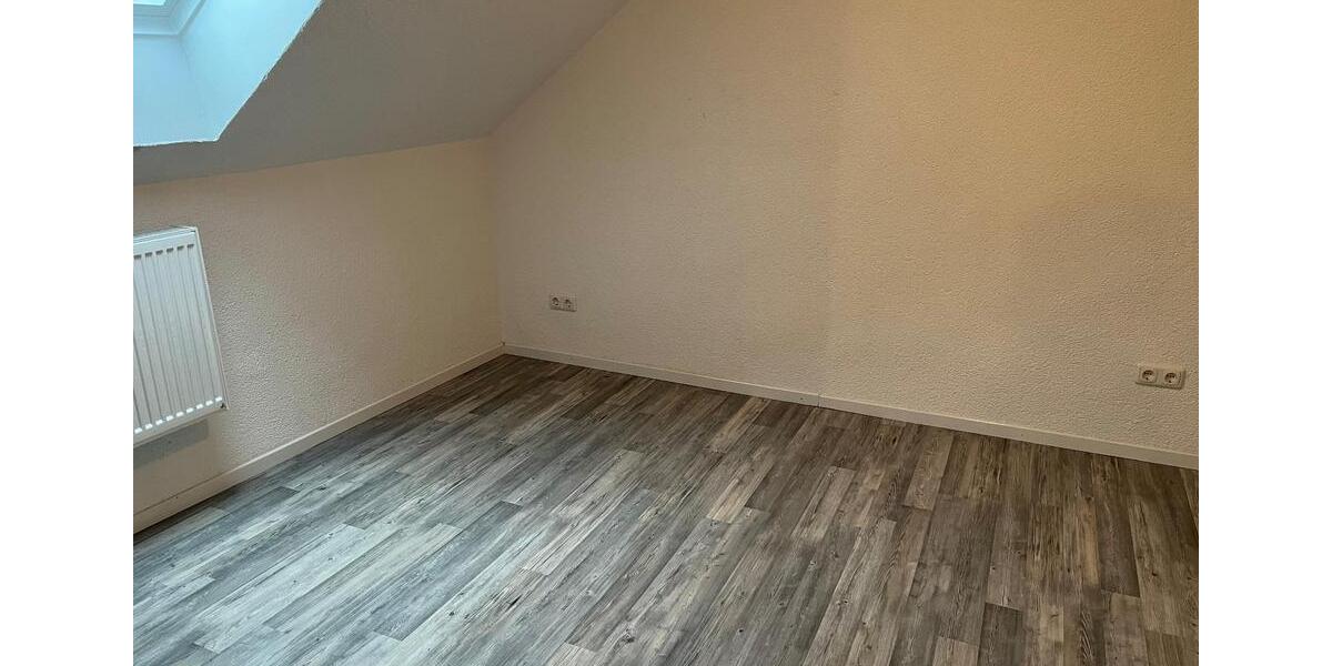 Dachgeschoßwohnung Hameln - 2 Zimmer, 43 m&sup2;, 540&euro; | Angebot:24617585