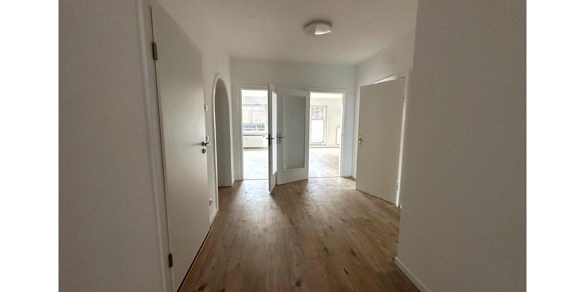 Etagenwohnung Ratzeburg - 3 Zimmer, 98 m&sup2;, 930&euro; | Angebot:25961715