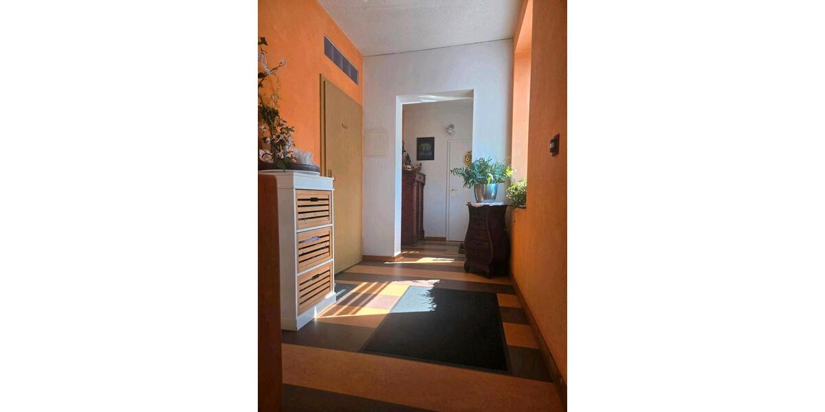 Etagenwohnung Staßfurt Löderburg - 2 Zimmer, 63 m&sup2;, 303&euro; | Angebot:26320420