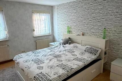 Wohnung Ochsenfurt - 3 Zimmer, 65 m&sup2;, 500&euro; | Angebot:25414106