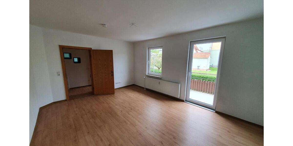 Hochparterre Neukirchen - 2 Zimmer, 50 m&sup2;, 420&euro; | Angebot:26664721