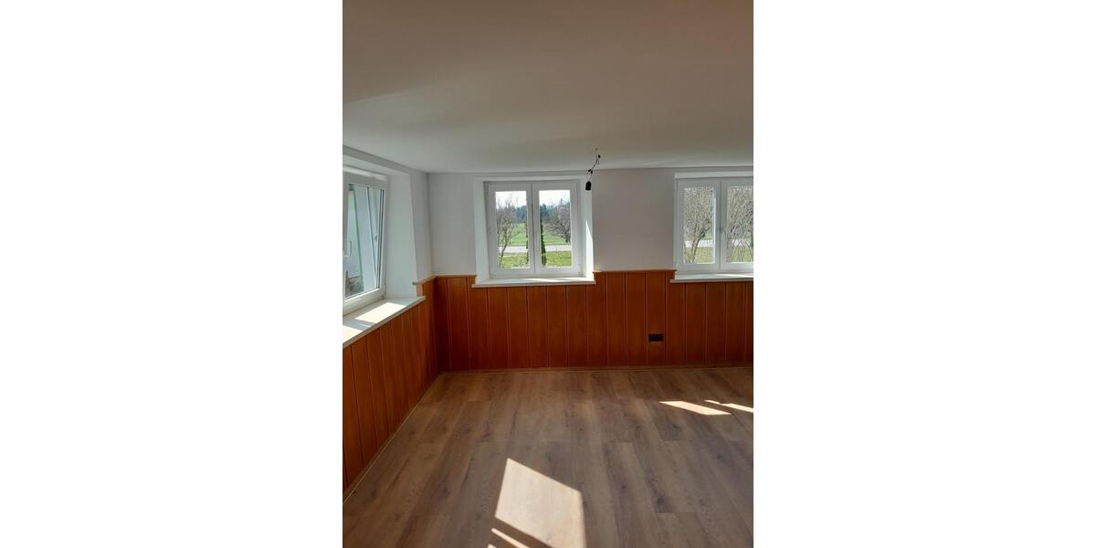 Bauernhaus, Landhaus Fronreute - 6.5 Zimmer, 150 m&sup2;, 1.350&euro; | Angebot:25968332