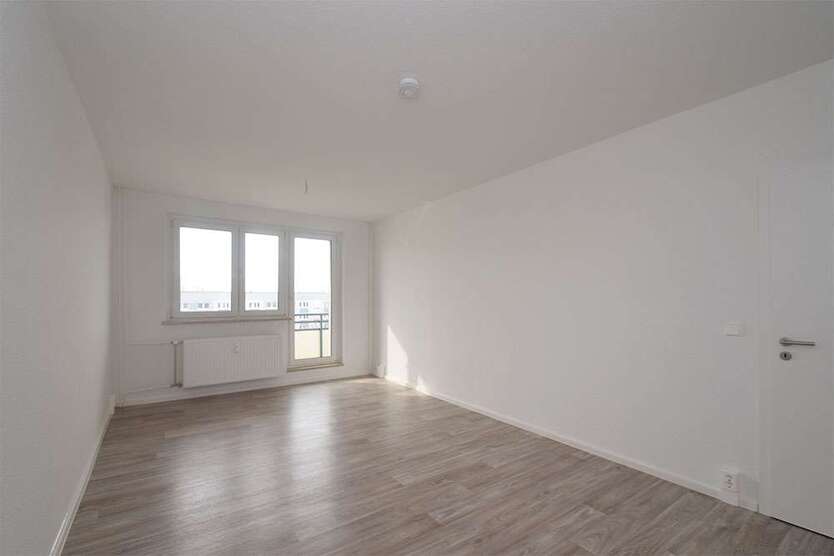 Wohnung zum Mieten in Halle (Saale) 451,31 € 71.75 m² 4 zimmer