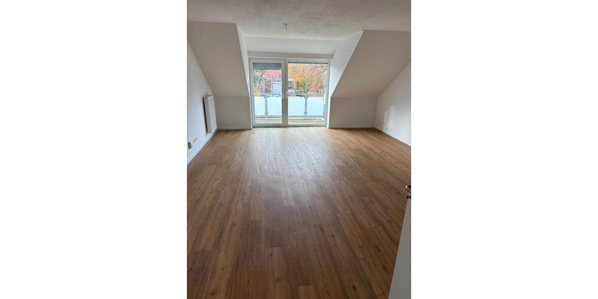 Etagenwohnung Sande - 3 Zimmer, 77 m&sup2;, 525&euro; | Angebot:26365604