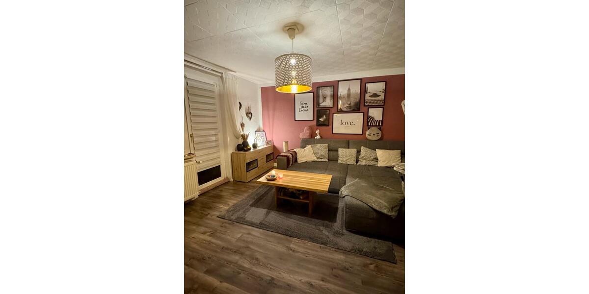 Etagenwohnung Menteroda - 3 Zimmer, 60 m&sup2;, 360&euro; | Angebot:25022144