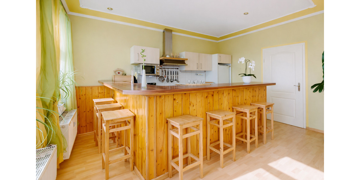 Wohnen auf Zeit Merseburg - 14 Zimmer, 300 m&sup2;, 18&euro; | Angebot:25024627