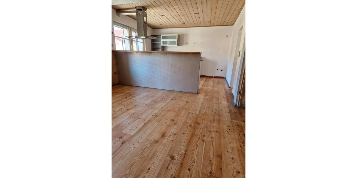 Etagenwohnung Maßbach - 3 Zimmer, 90 m&sup2;, 650&euro; | Angebot:26706067
