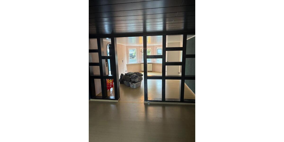 Erdgeschoßwohnung Wilnsdorf - 4 Zimmer, 96 m&sup2;, 800&euro; | Angebot:26034963