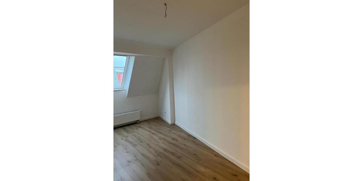 Maisonettenwohnung Magdeburg - 5 Zimmer, 121 m&sup2;, 1.387&euro; | Angebot:26086107