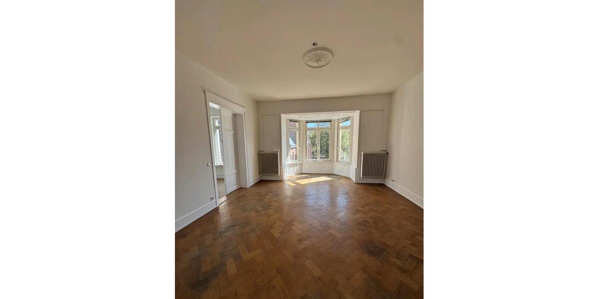 Altbauperle am Rheinufer-großzügige 125 qm 3 Zimmer Wohnung 3 zimmer