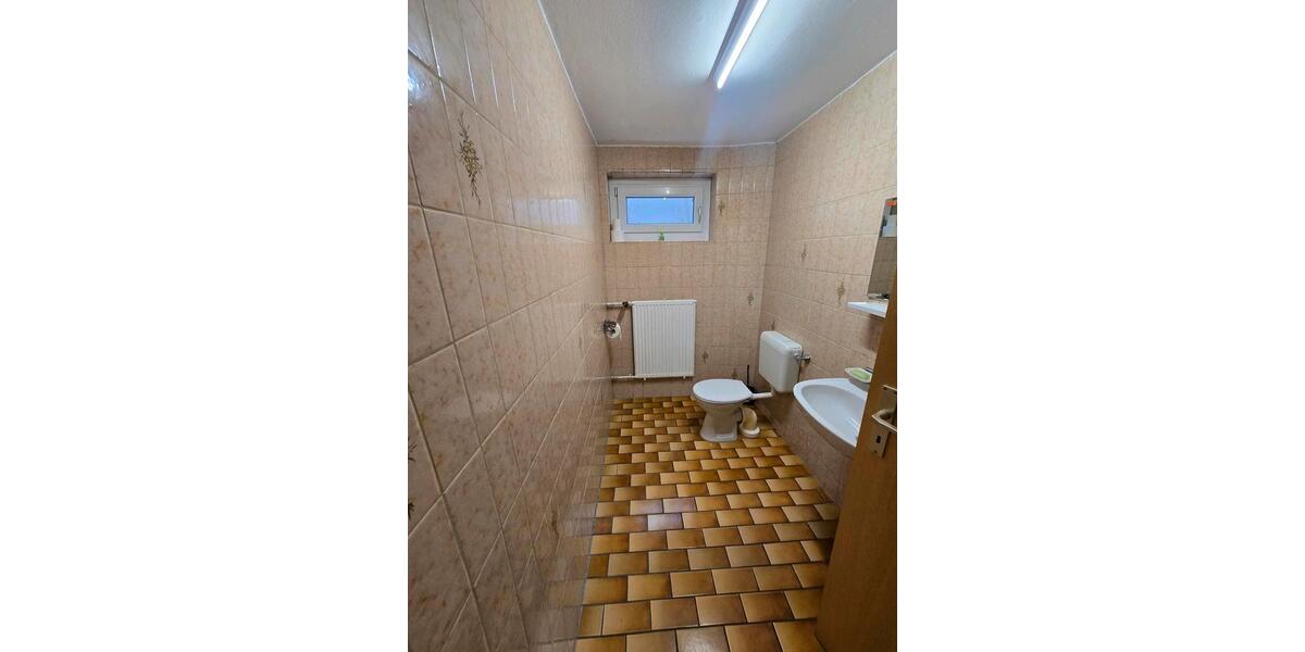 Einfamilienhaus Gangkofen - 4.5 Zimmer, 130 m&sup2;, 1.500&euro; | Angebot:26286836