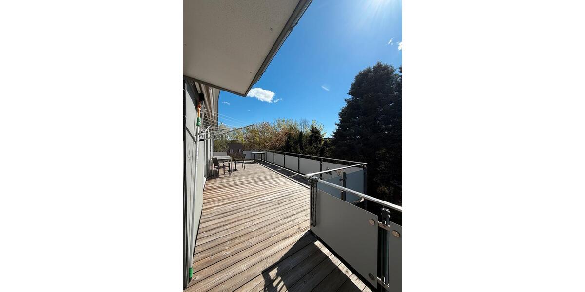 Etagenwohnung Flintbek - 4 Zimmer, 160 m&sup2;, 1.985&euro; | Angebot:26324218