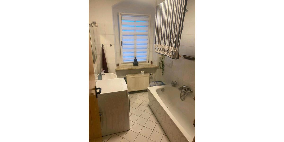 Etagenwohnung Oederan - 2 Zimmer, 77 m&sup2;, 500&euro; | Angebot:25300254