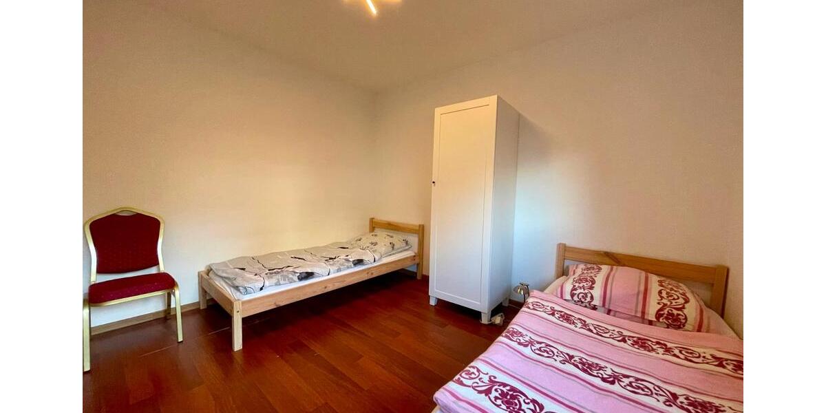 Wohnen auf Zeit Wiesbaden Biebrich - 3 Zimmer, 95 m&sup2;, 29&euro; | Angebot:24572958