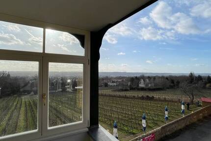 Wohnung Radebeul Oberlößnitz - 3 Zimmer, 151 m&sup2;, 1.850&euro; | Angebot:25668402