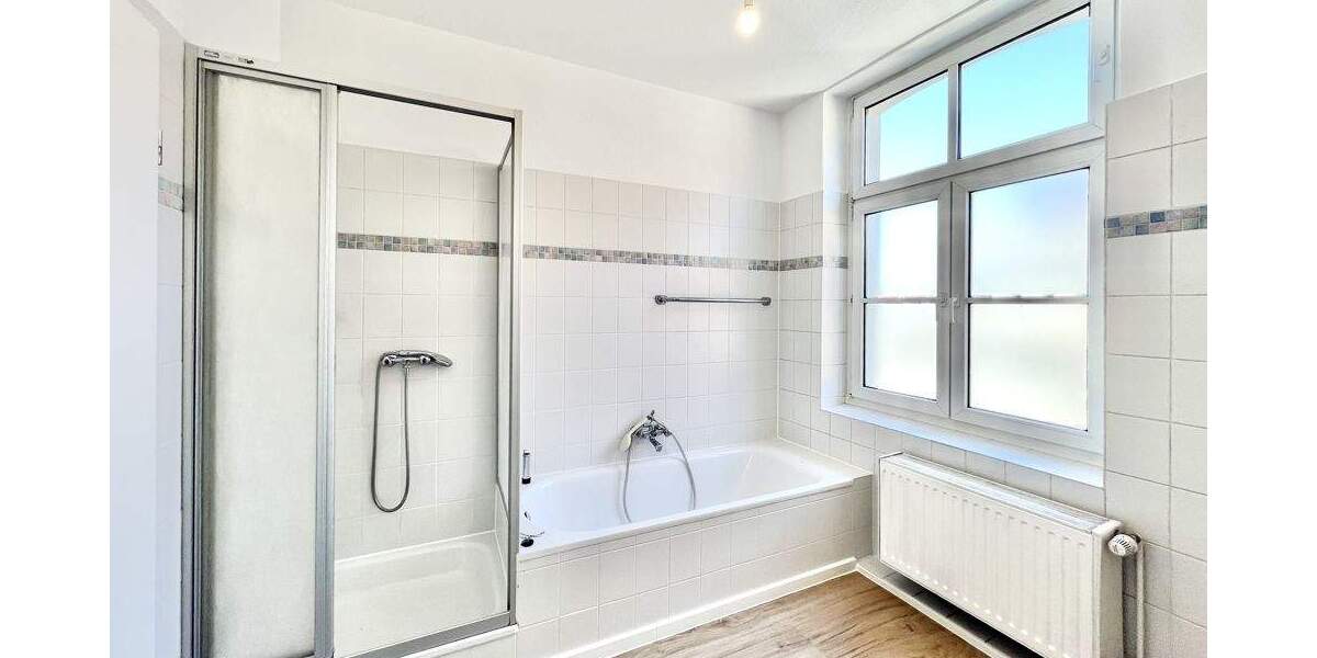 Etagenwohnung Detmold Innenstadt - 2 Zimmer, 69 m&sup2;, 600&euro; | Angebot:25694608