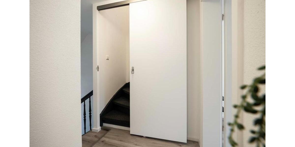 Dachgeschoßwohnung Tuttlingen - 1 Zimmer, 45 m&sup2;, 800&euro; | Angebot:26476611