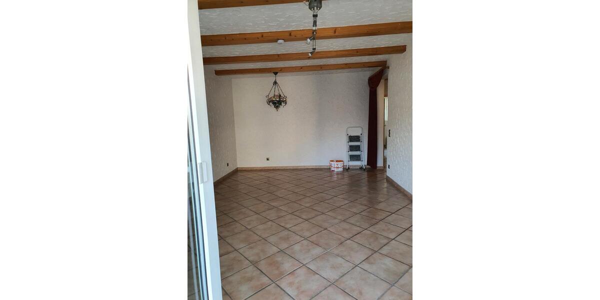 Etagenwohnung Ludwigshafen am Rhein Ludwigshafen-Hemshof - 1 Zimmer, 70 m&sup2;, 650&euro; | Angebot:25986638