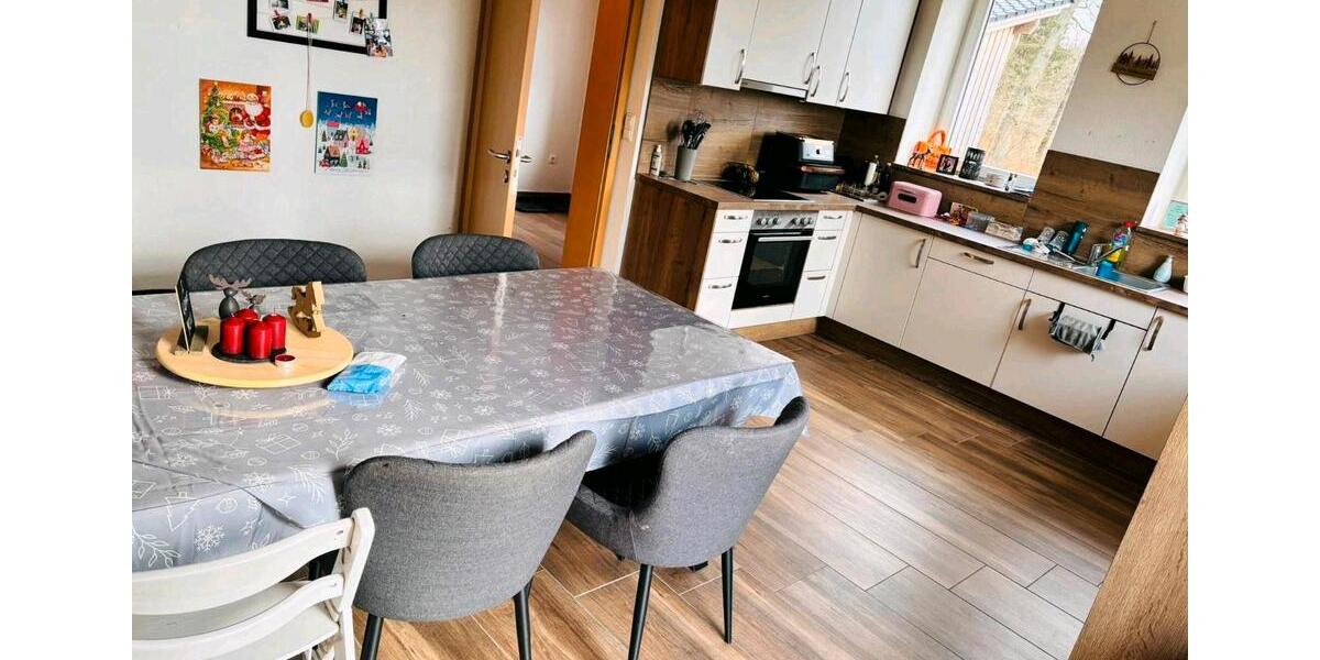 Etagenwohnung Bad Fallingbostel - 4 Zimmer, 180 m&sup2;, 1.050&euro; | Angebot:26692408