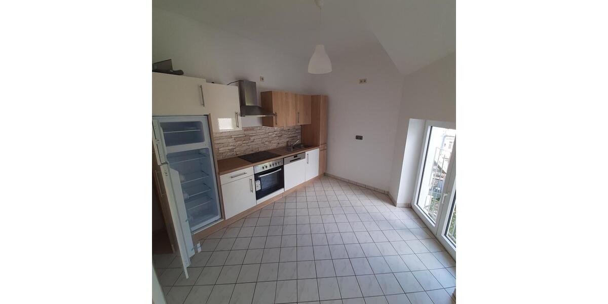 Dachgeschoßwohnung Magdeburg - 3 Zimmer, 105 m&sup2;, 700&euro; | Angebot:20606585