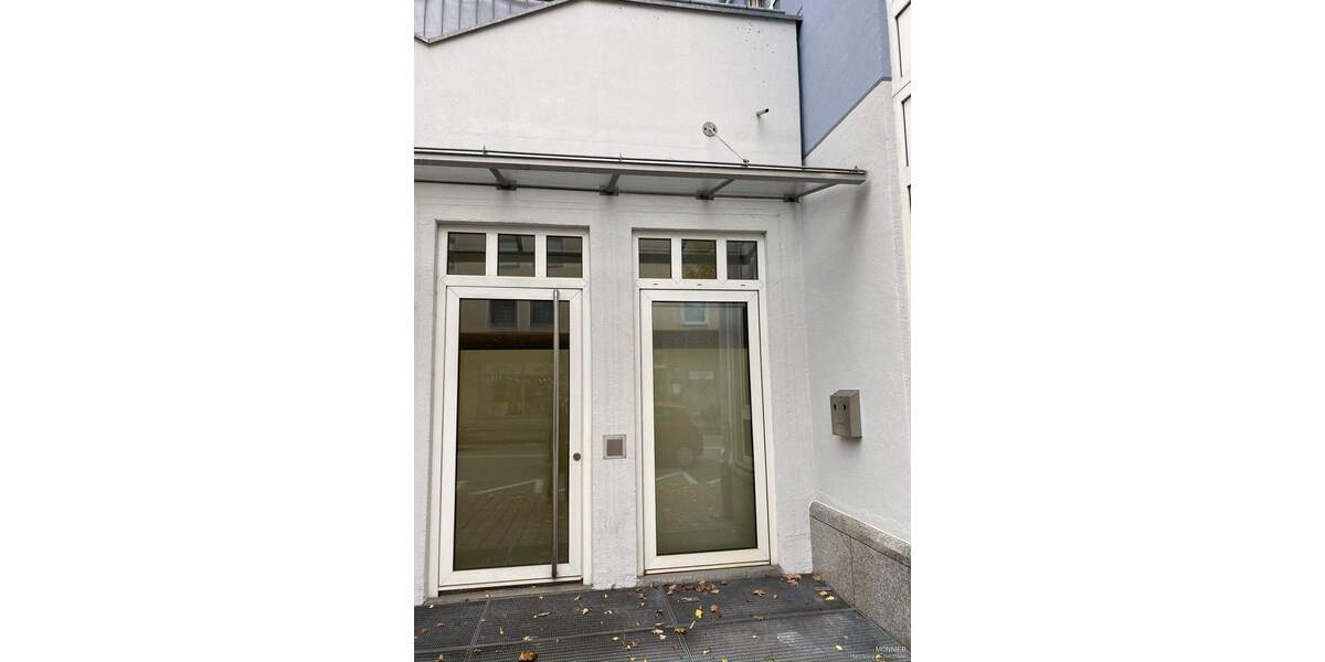 Gewerbeobjekt Kolbermoor - 4 Zimmer, 248 m&sup2;, 3.375&euro; | Angebot:23823079