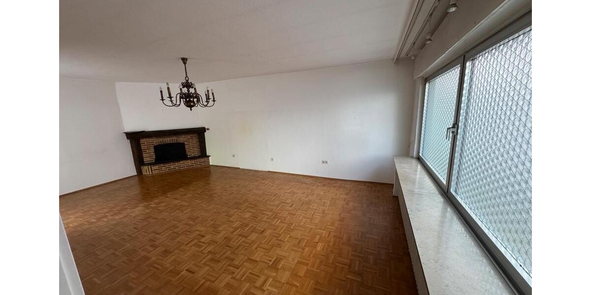 Erdgeschoßwohnung Dortmund - 5 Zimmer, 170 m&sup2;, 1.760&euro; | Angebot:24488118