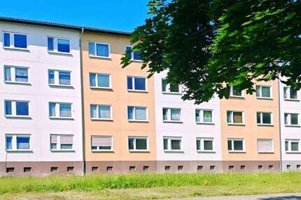 Wohnung zum Mieten in Hoyerswerda 294 € 57.73 m² 3 zimmer