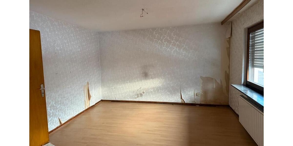 Geräumiges 7-Zimmer-Einfamilienhaus in ruhiger Lage von Aßlar 6.5 zimmer