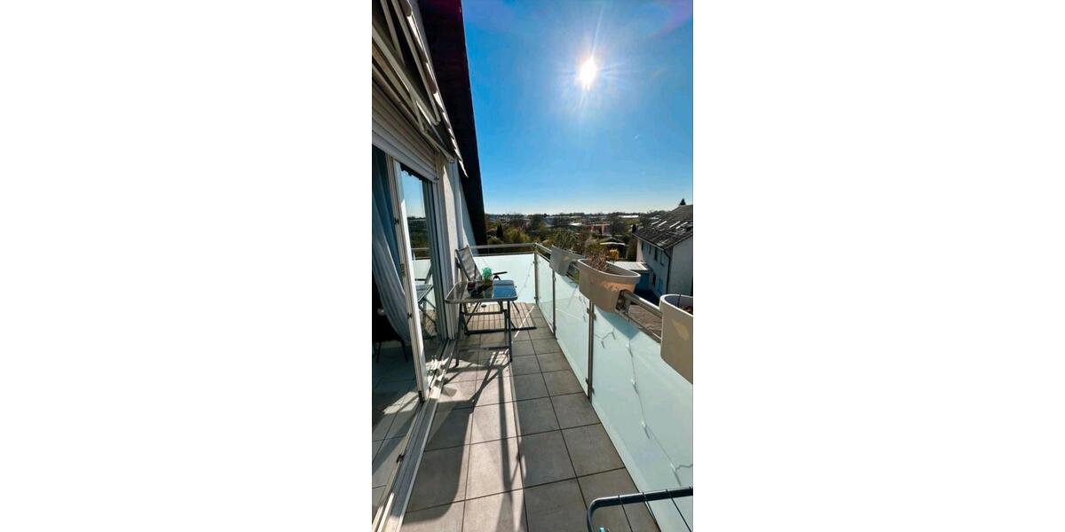 Dachgeschoßwohnung Niederwerrn - 5 Zimmer, 110 m&sup2;, 1.150&euro; | Angebot:25101976