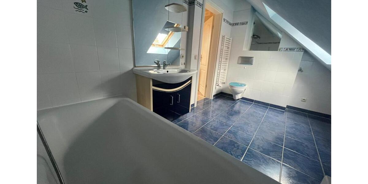 Dachgeschoßwohnung Tangerhütte - 2 Zimmer, 71 m&sup2;, 390&euro; | Angebot:26236715