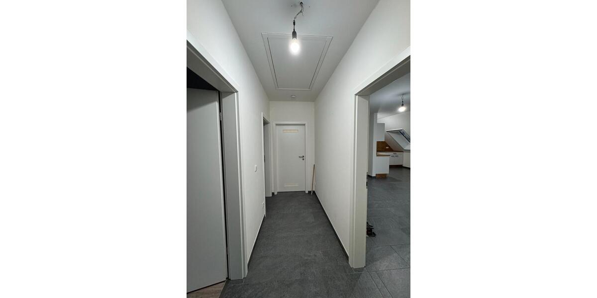 Dachgeschoßwohnung Spelle - 5 Zimmer, 72 m&sup2;, 870&euro; | Angebot:26303394