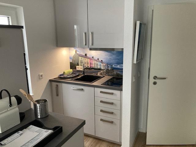 Pendler-1-Zimmer Appartement, voll möbliert, 