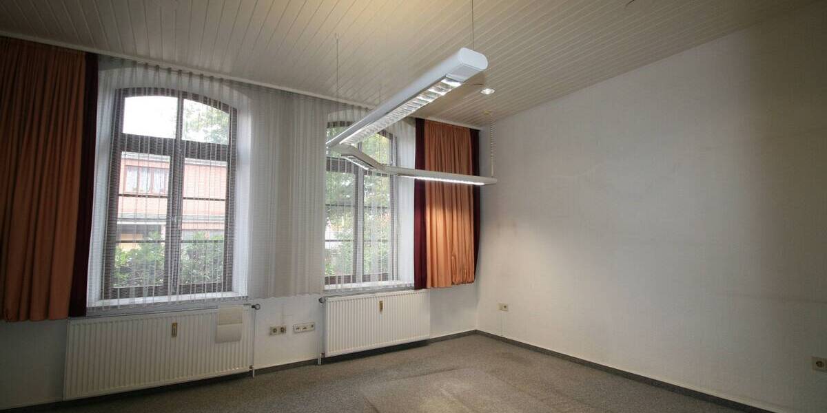 Gewerbeobjekt Scheeßel - 4 Zimmer, 116 m&sup2;, 850&euro; | Angebot:25771485