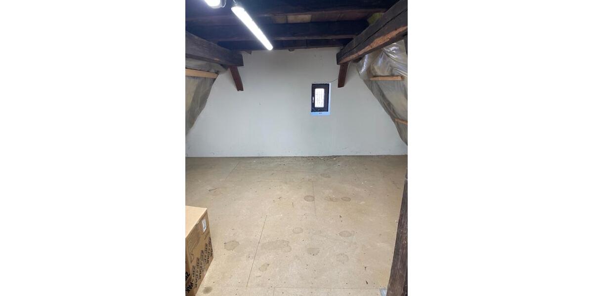 Dachgeschoßwohnung Rottenburg am Neckar - 3 Zimmer, 69 m&sup2;, 690&euro; | Angebot:26580014