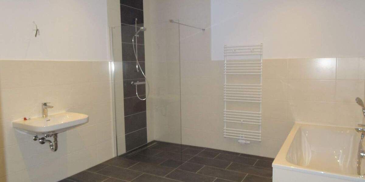 Terrassenwohnung Rathenow Rathenow West - 4 Zimmer, 145 m&sup2;, 1.160&euro; | Angebot:25665406