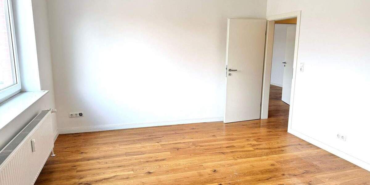 Etagenwohnung Bad Bramstedt - 3 Zimmer, 115 m&sup2;, 1.100&euro; | Angebot:24789093